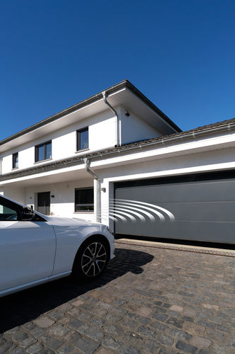 Bezpieczeństwo zaczyna się od bramy – jak wybrać najlepszy napęd? Bezpieczeństwo zaczyna się od bramy – jak wybrać najlepszy napęd?